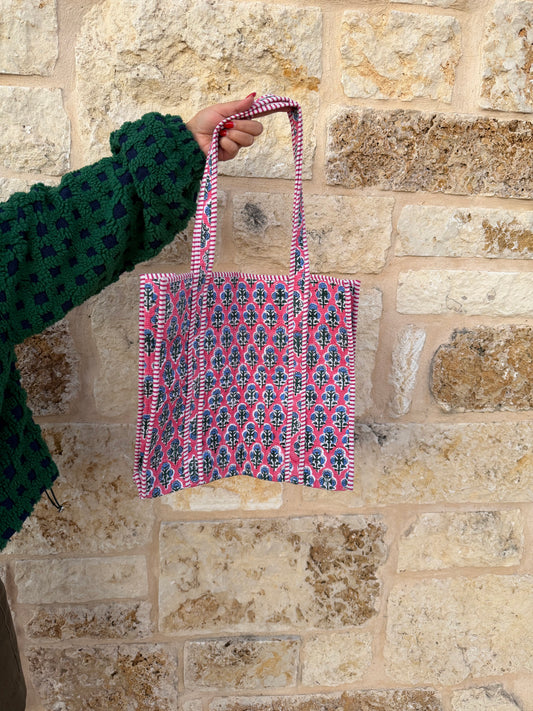 Princess pink quilted bag