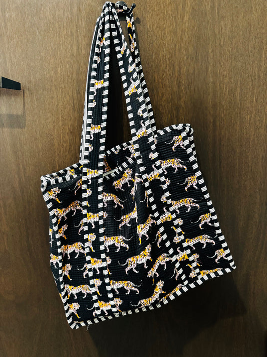 black quilted tiger  bag